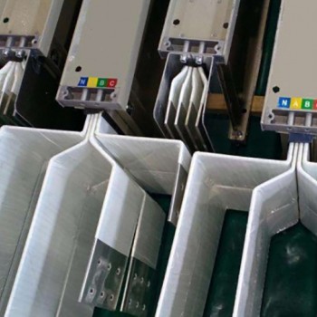 密集型母線槽 重量輕 安裝方便 可定制電纜線卡槽